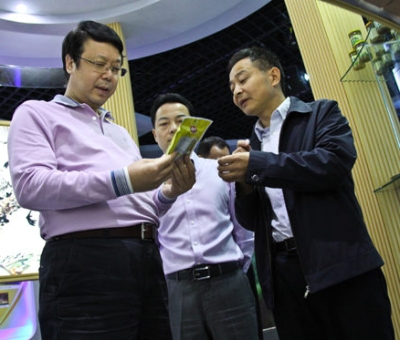 九江市委常委、副市長趙玉剛蒞臨仙客來公司調(diào)研