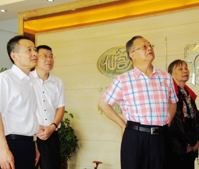 推進(jìn)農(nóng)業(yè)發(fā)展抓好生產(chǎn)落實(shí)，仙客來(lái)因?yàn)樗牡絹?lái)備受鼓舞！