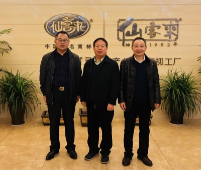 全國模范教師、國防科技大學(xué)潘存云教授一行到訪仙客來公司