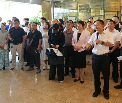 省企業(yè)科協(xié)負(fù)責(zé)人創(chuàng)新服務(wù)能力提升行動(dòng)舉行 仙客來(lái)選為現(xiàn)場(chǎng)教學(xué)點(diǎn)