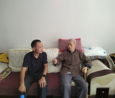 致敬英雄！潘新華一行中秋走訪慰問(wèn)抗戰(zhàn)英雄張大燕