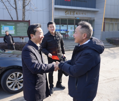 熊晉喜部長走訪慰問專家人才潘新華研究員